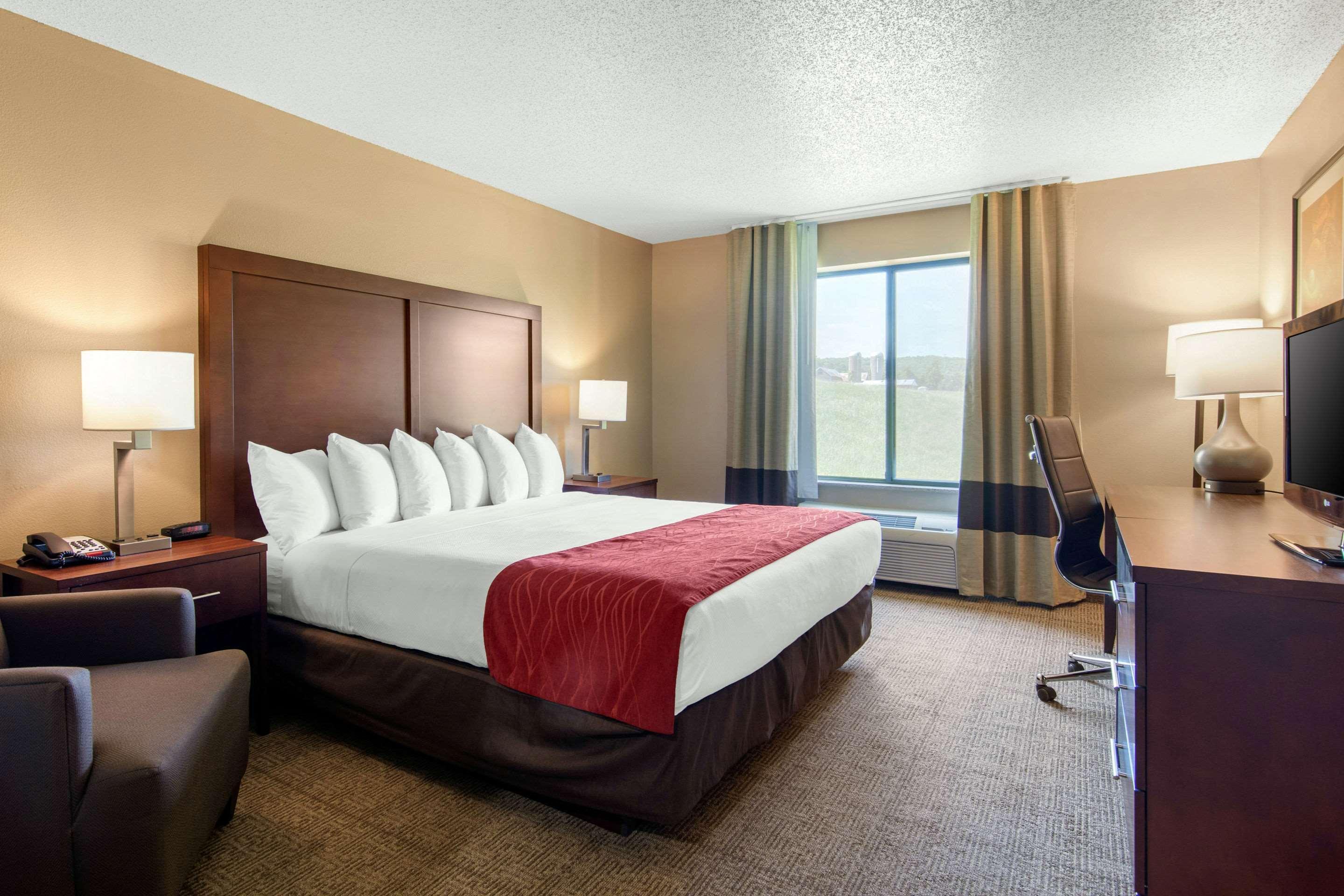 Comfort Inn & Suites Cooperstown - Milford Dış mekan fotoğraf