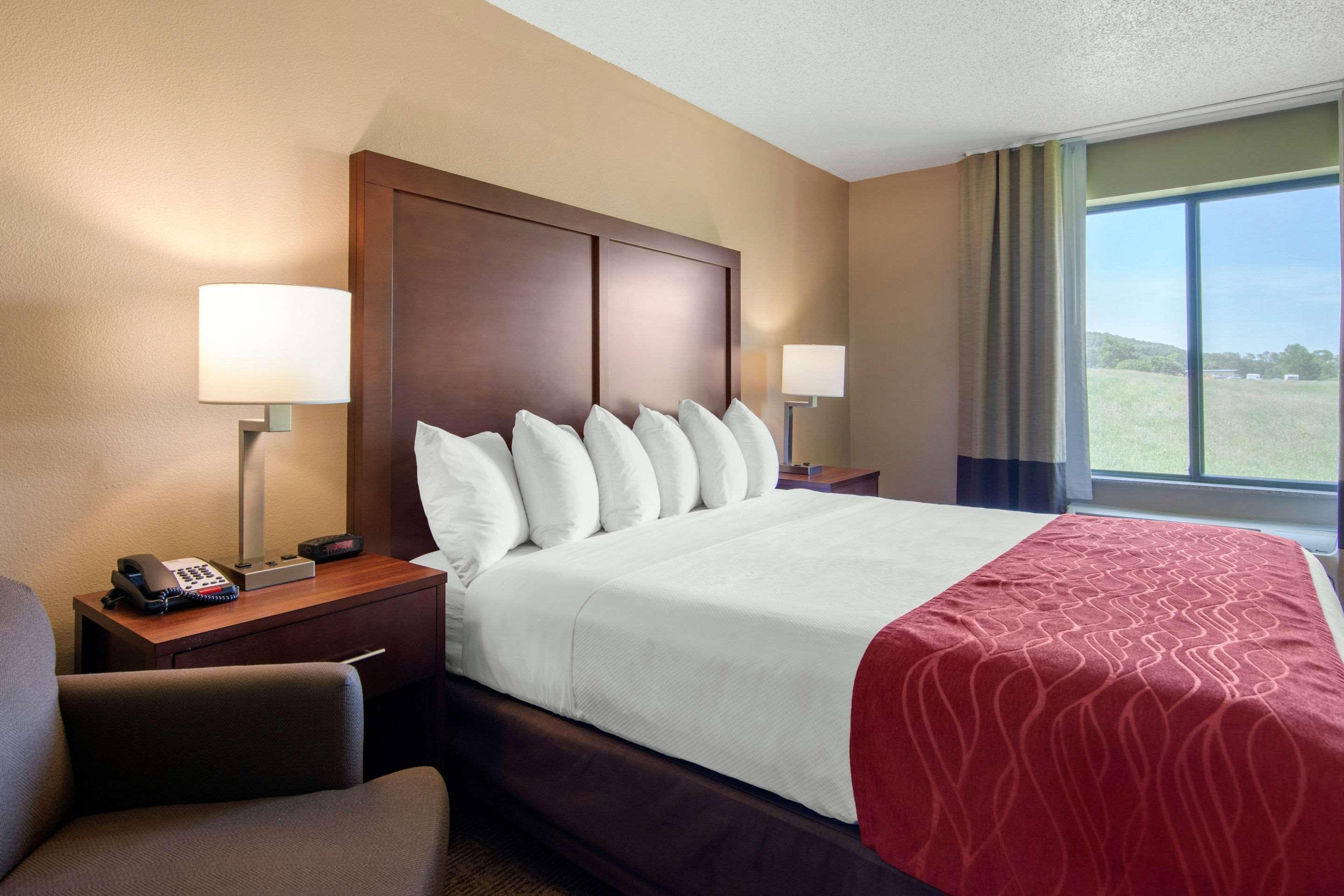 Comfort Inn & Suites Cooperstown - Milford Dış mekan fotoğraf