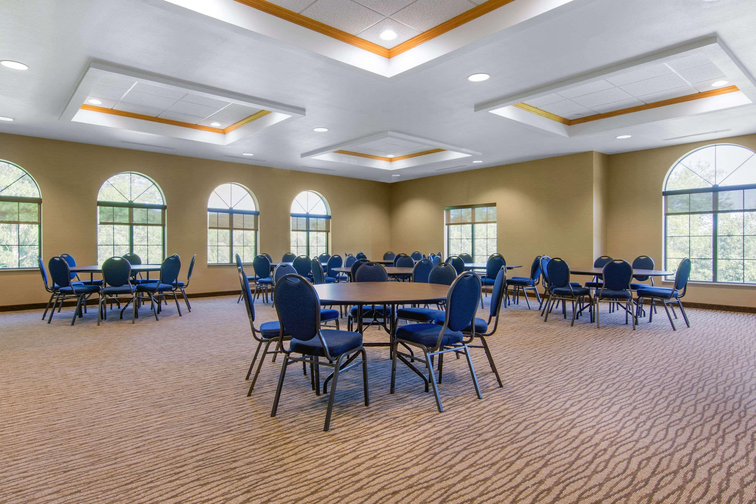 Comfort Inn & Suites Cooperstown - Milford Dış mekan fotoğraf